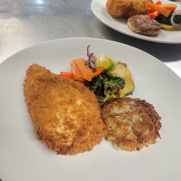 Meet your Posher, Mje’s - Picture 2 of 2